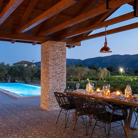 Aneli Luxury - Alexandra With Heated Pool Villa Áyios Kírikos