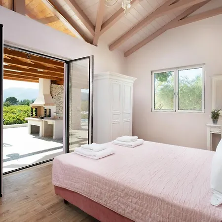 Aneli Luxury - Alexandra With Heated Pool * Áyios Kírikos