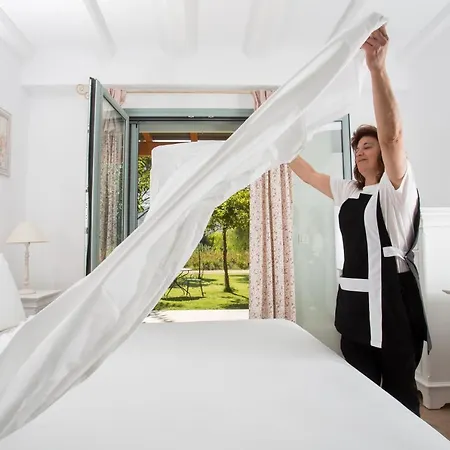 Aneli Luxury - Alexandra With Heated Pool Villa